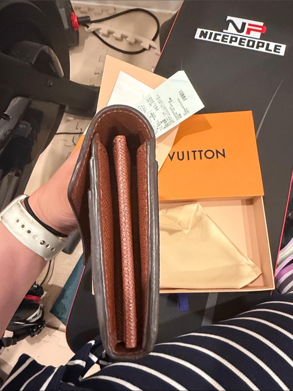 Louis Vuitton Brown Monogram Snap Continental Wallet - Picture 6 of 10